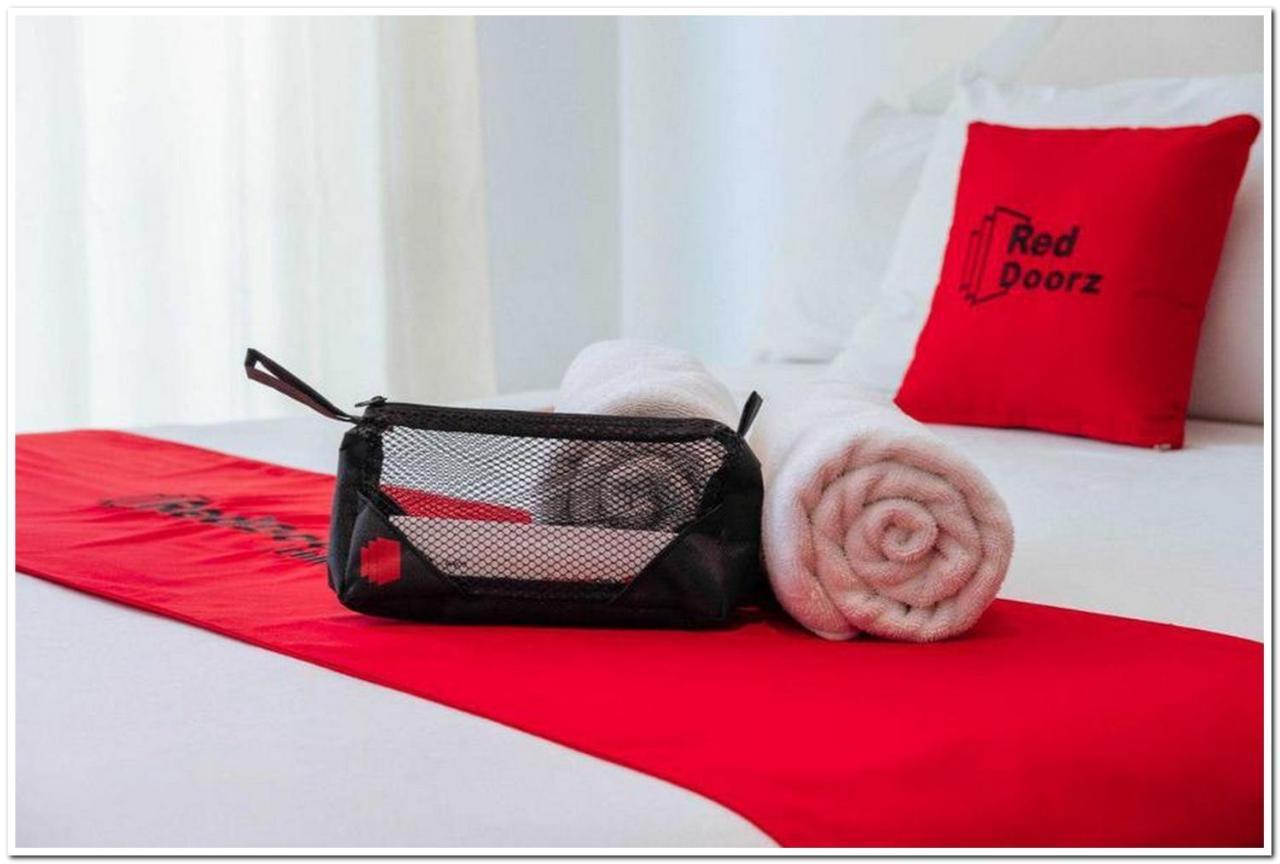 Reddoorz Near Penimbangan Beach Singaraja Exterior photo