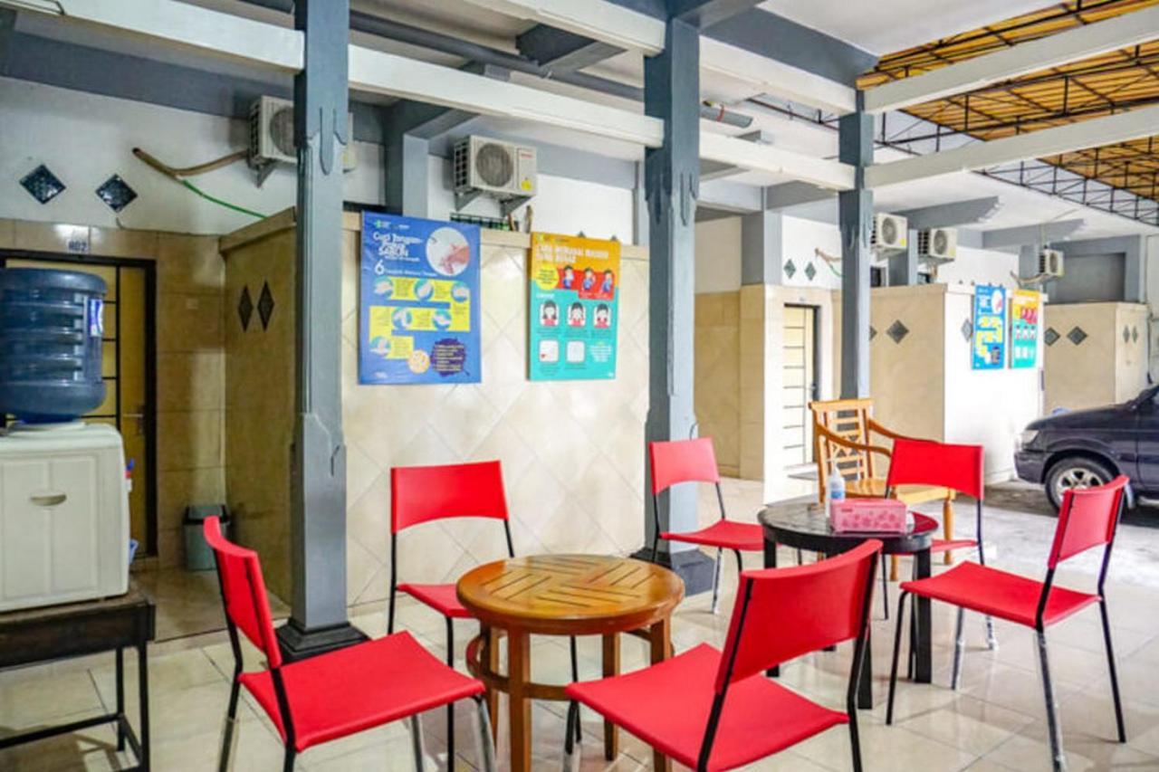 Reddoorz Near Penimbangan Beach Singaraja Exterior photo